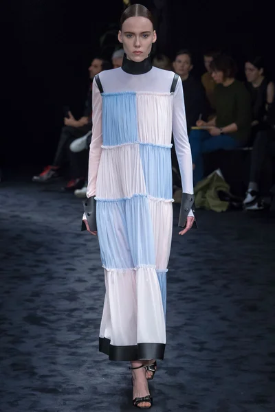 Look 31